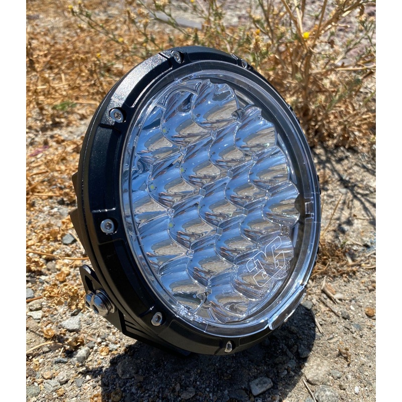 7 DayMaker Long Range LED Light